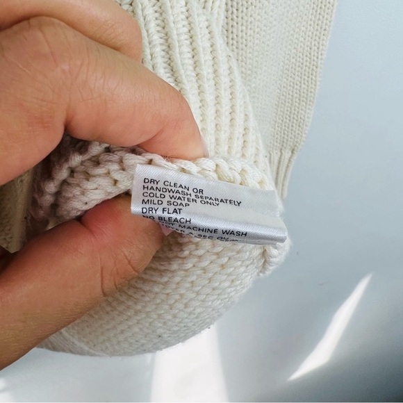 Vintage Kofi Wear Cream Knit Embroidered Floral Crew-Neck Long sweater Dress M - Picture 8 of 8